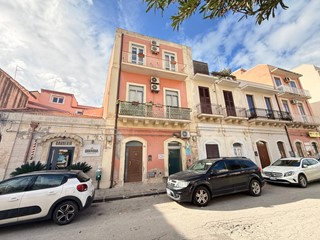 Trilocale in Vendita a Siracusa, 95'000&euro;, 63 m²