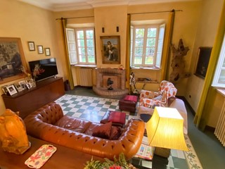 Quadrilocale in Vendita a Montechiarugolo, 480'000&euro;, 210 m²