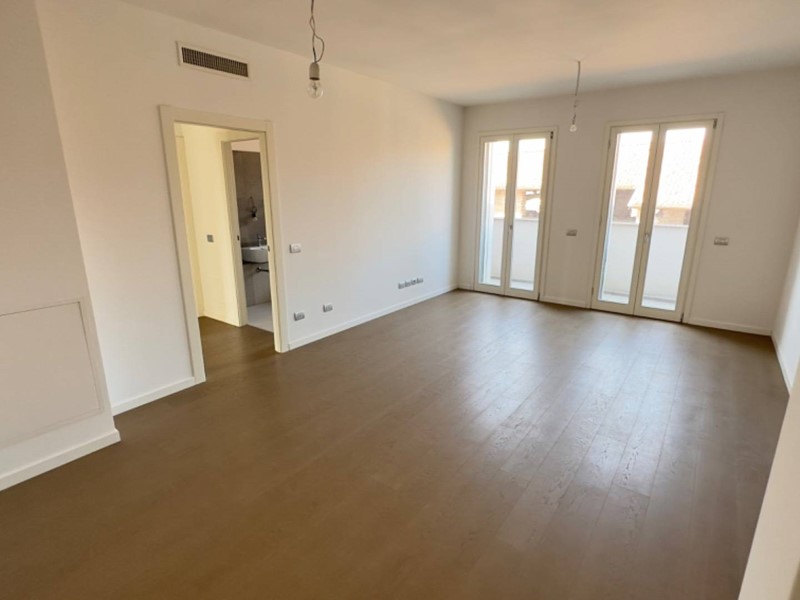 Quadrilocale in Vendita a Piacenza, 450'000&euro;, 126 m²
