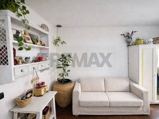 Appartamento in Vendita a Vezzano Ligure, 138'000&euro;, 150 m²