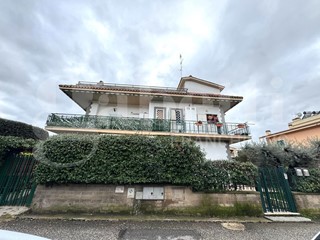 Trilocale in Vendita a Marino, 179'000&euro;, 62 m², arredato