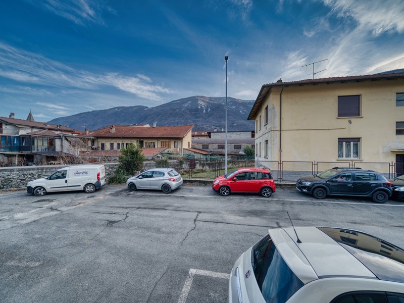 Trilocale in Vendita a Sant'Antonino di Susa, 80'000&euro;, 85 m², con Box