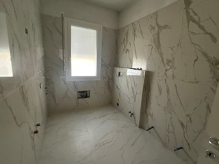 Bilocale in Vendita a Ceregnano, 140'000&euro;, 60 m², con Box