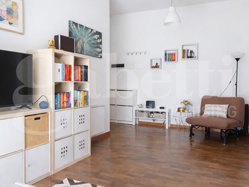 Bilocale in Vendita a Bologna, 289'000&euro;, 66 m², con Box