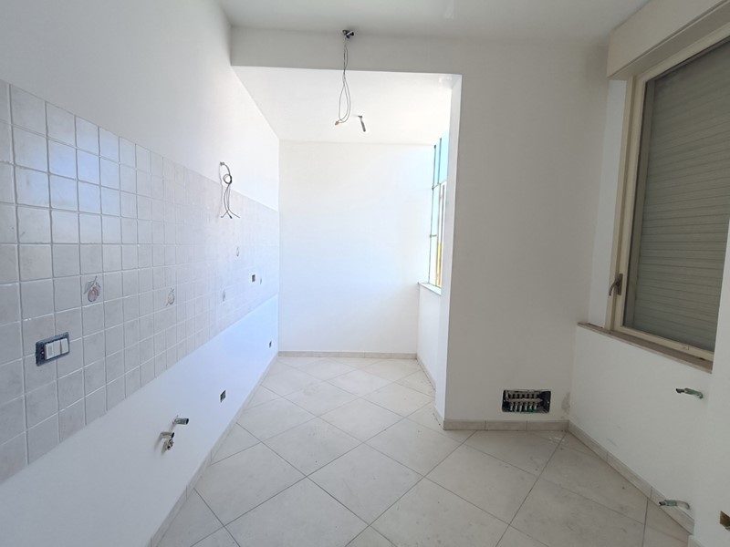 Trilocale in Vendita a Messina, 65'000&euro;, 79 m²