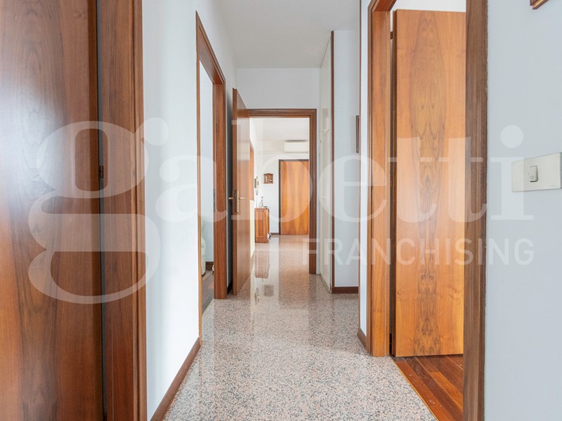 Quadrilocale in Vendita a Mogliano Veneto, 220'000&euro;, 110 m², arredato, con Box
