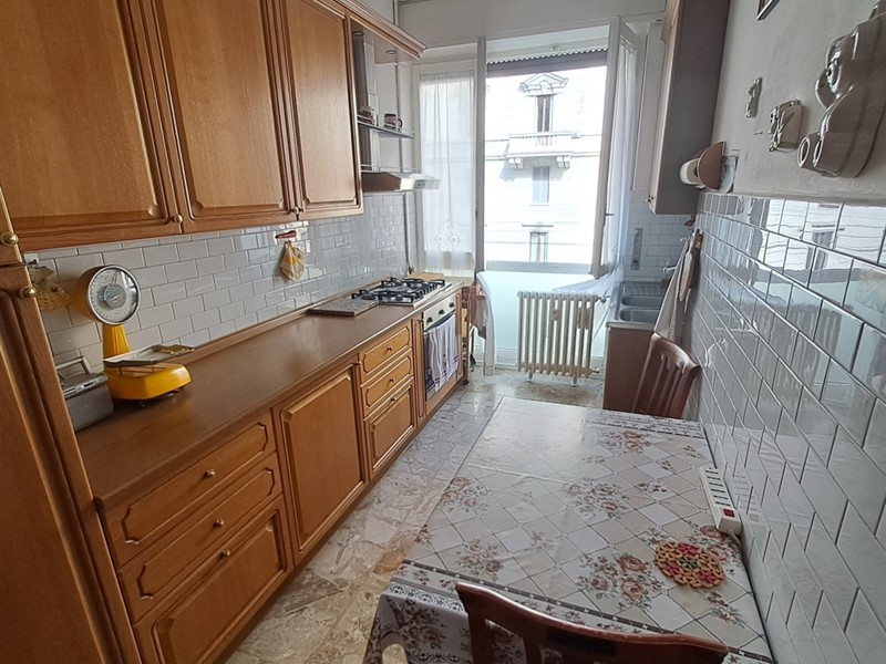 Trilocale in Vendita a Milano, 390'000&euro;, 105 m²