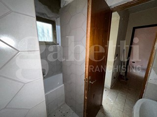 Trilocale in Vendita a Messina, 22'000&euro;, 60 m²