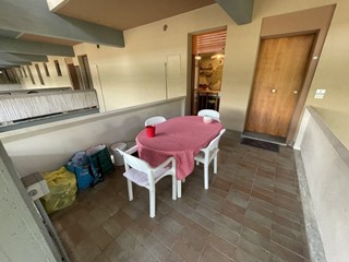 Appartamento in Vendita a Modena, 235'000&euro;, 133 m², arredato, con Box