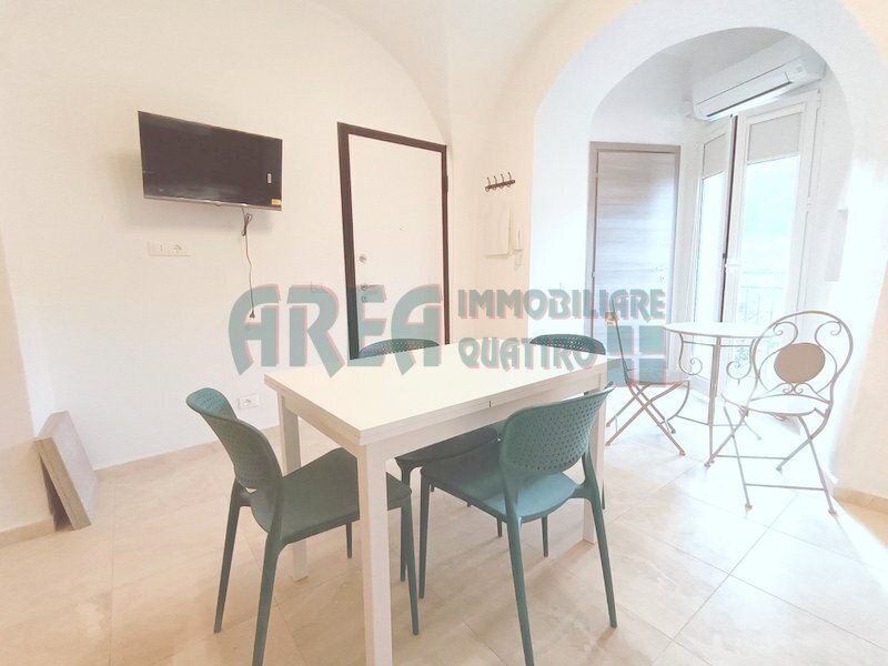 Monolocale in Vendita a Pontedassio, 68'000&euro;, 35 m², arredato