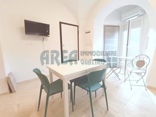 Monolocale in Vendita a Pontedassio, 68'000&euro;, 35 m², arredato