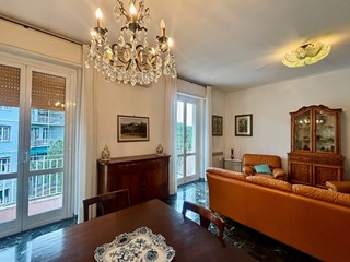 Appartamento in Affitto a Genova, zona Albaro, 1'000&euro;, 100 m²