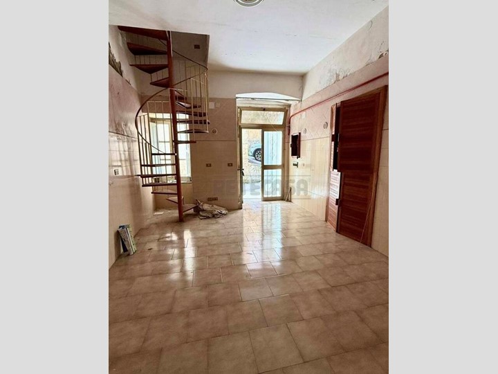 Bilocale in Vendita a Castel San Giorgio, 35'000&euro;, 55 m²