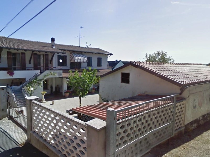 Appartamento in Vendita a Castelletto Monferrato, 92'250&euro;, 258 m², con Box