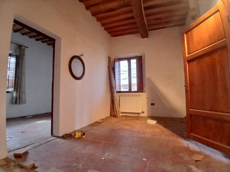 Trilocale in Vendita a San Giuliano Terme, zona Pontasserchio, 70'000&euro;, 50 m²