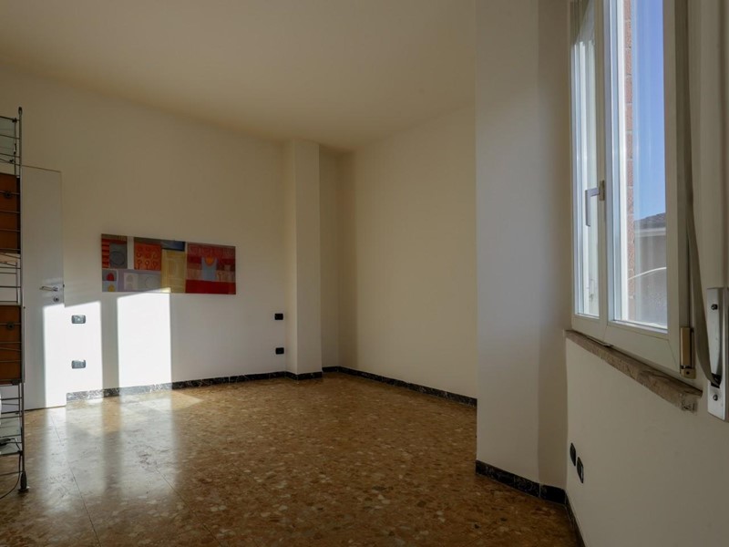 Appartamento in Vendita a Arcola, zona Romito Magra, 145'000&euro;, 95 m², arredato