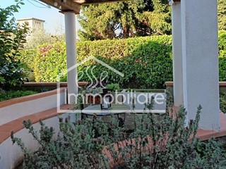 Bilocale in Vendita a Empoli, zona Pozzale, 142'000&euro;, 40 m², arredato