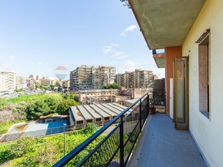 Trilocale in Vendita a Catania, 138'000&euro;, 95 m²