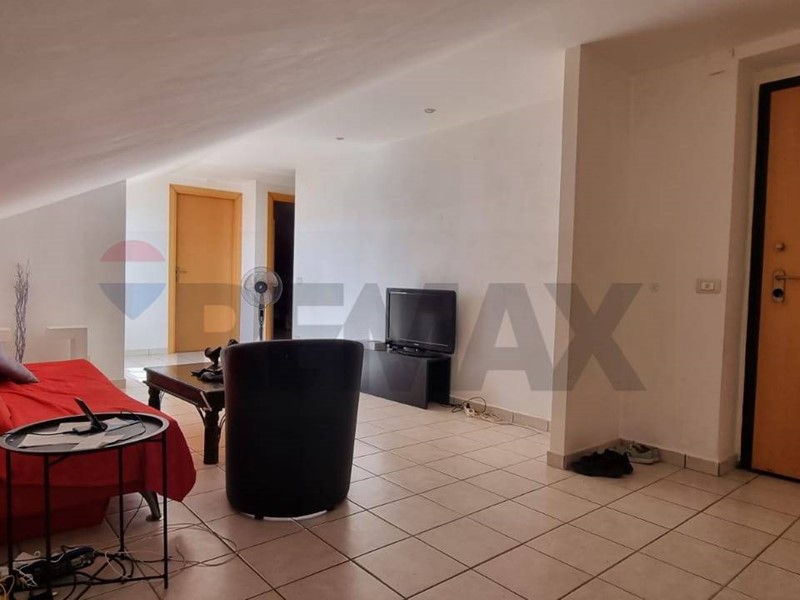 Attico in Vendita a Caltanissetta, 29'000&euro;, 69 m²