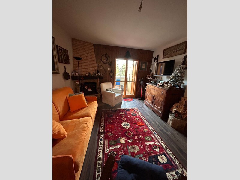 Quadrilocale in Vendita a Campo di Giove, 65'000&euro;, 74 m²