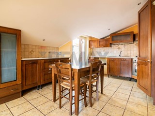 Attico in Vendita a Paternò, 95'000&euro;, 120 m²