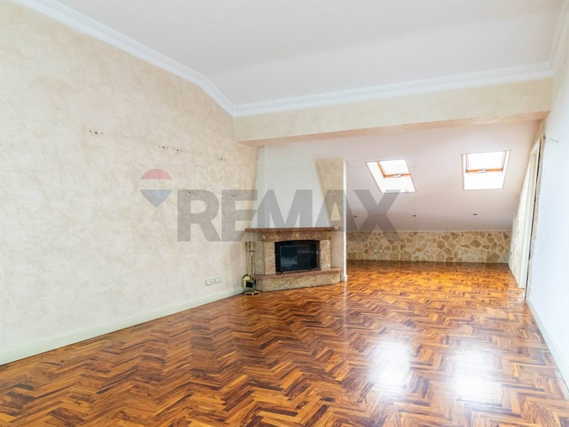 Attico in Vendita a Paternò, 95'000&euro;, 120 m²