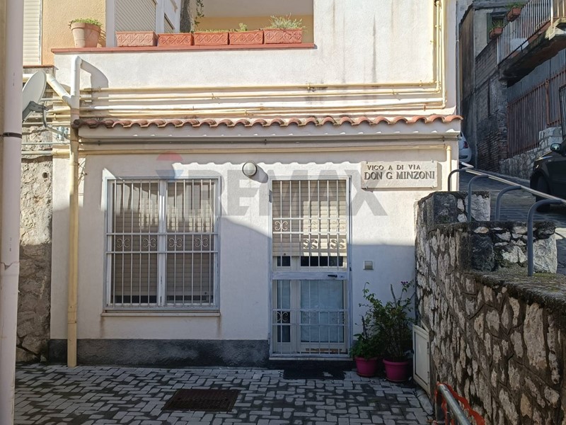 Bilocale in Vendita a Taormina, 200'000&euro;, 45 m²