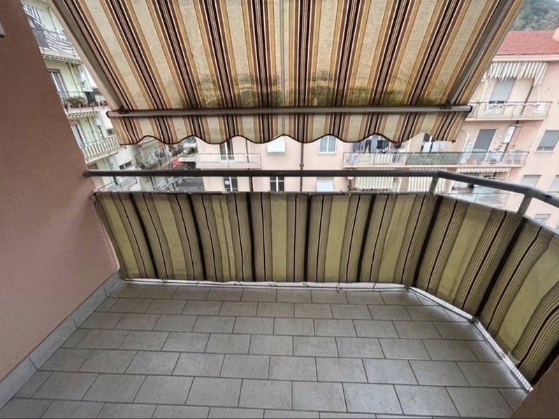 Quadrilocale in Vendita a Ventimiglia, 175'000&euro;, 70 m²