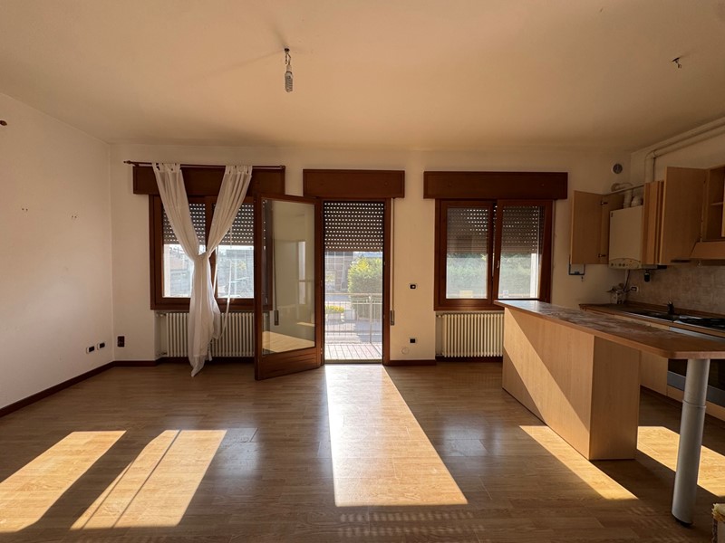Trilocale in Vendita a Noventa Vicentina, 129'000&euro;, 100 m²
