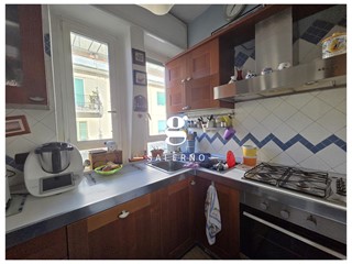 Trilocale in Vendita a Salerno, 185'000&euro;, 84 m²