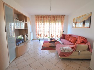 Trilocale in Vendita a Cuggiono, 125'000&euro;, 110 m², con Box