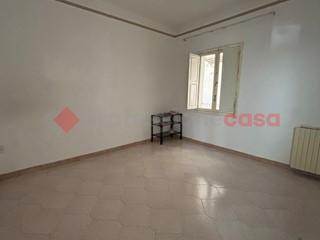 Trilocale in Vendita a Taranto, 42'000&euro;, 109 m²
