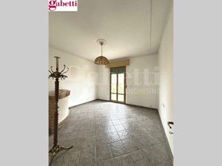 Quadrilocale in Vendita a Monteroni d'Arbia, 157'000&euro;, 89 m², con Box