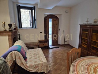 Bilocale in Vendita a Civitella Paganico, zona Civitella Marittima, 33'000&euro;, 39 m², arredato