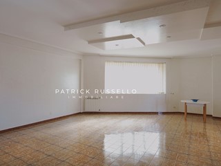 Appartamento in Vendita a Gela, 145'000&euro;, 184 m²