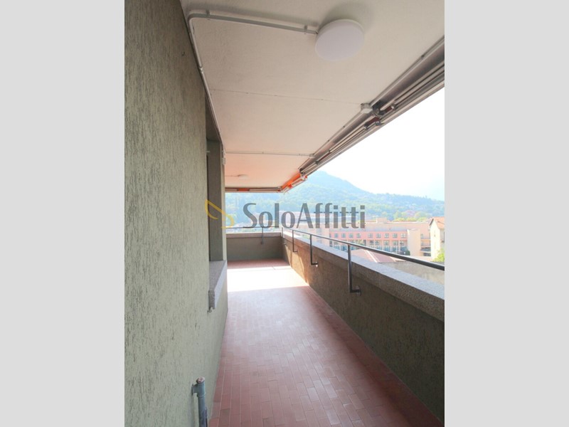 Bilocale in Affitto a Lecco, zona Centro, 800&euro;, 79 m², con Box