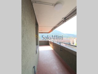 Bilocale in Affitto a Lecco, zona Centro, 800&euro;, 79 m², con Box