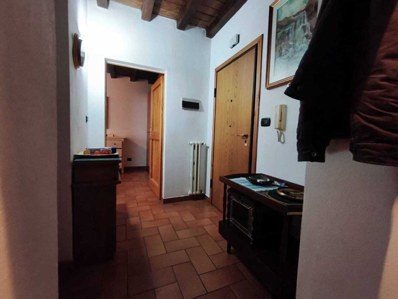 Trilocale in Vendita a Monterenzio, 95'000&euro;, 75 m²