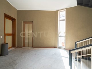 Quadrilocale in Vendita a Paternò, 90'000&euro;, 138 m²