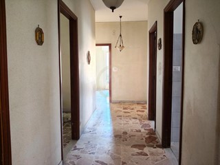 Appartamento in Affitto a Acireale, zona Semicentro, 500&euro;, 140 m², con Box
