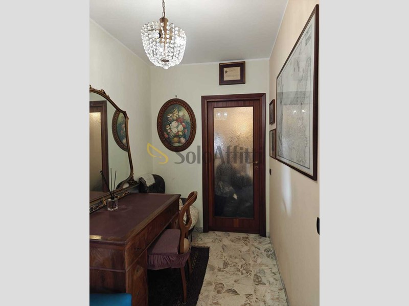 Appartamento in Affitto a Catania, zona C.so Italia, 1'600&euro;, 191 m²