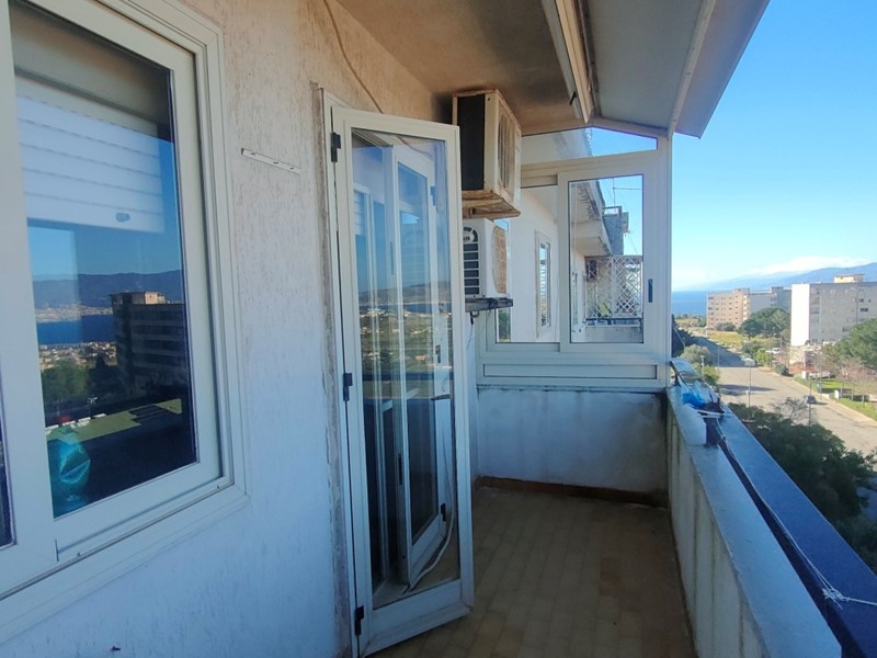 Quadrilocale in Vendita a Reggio Calabria, 40'000&euro;, 110 m²