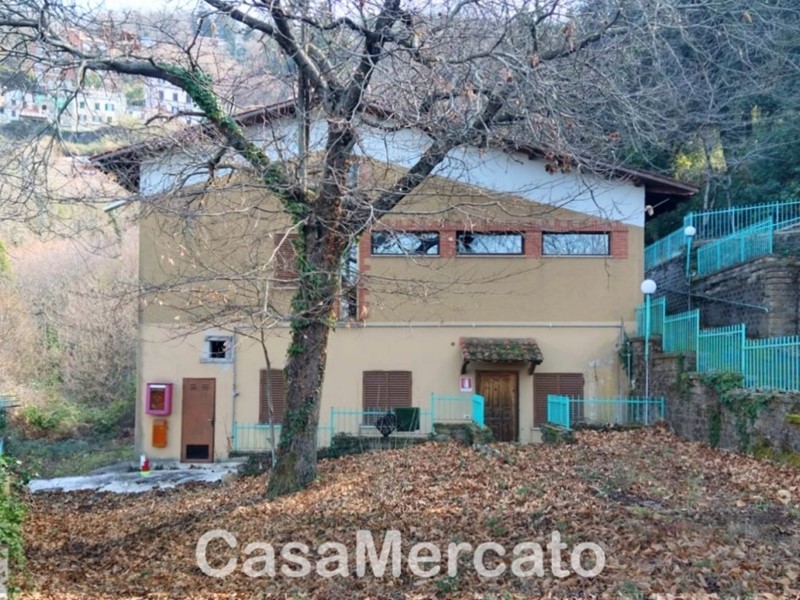 Appartamento in Vendita a Rocca di Papa, 209'000&euro;, 145 m²