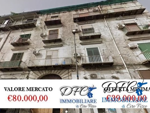 Quadrilocale in Vendita a Napoli, 39'000&euro;, 60 m²