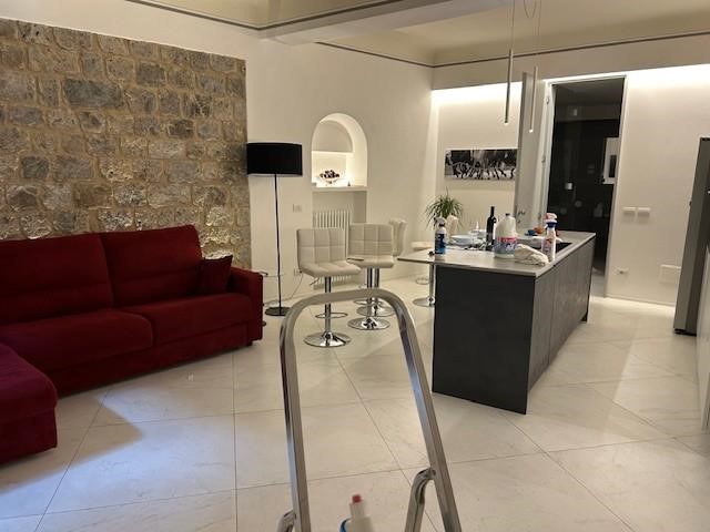 Trilocale in Vendita a Siena, 450'000&euro;, 80 m², arredato