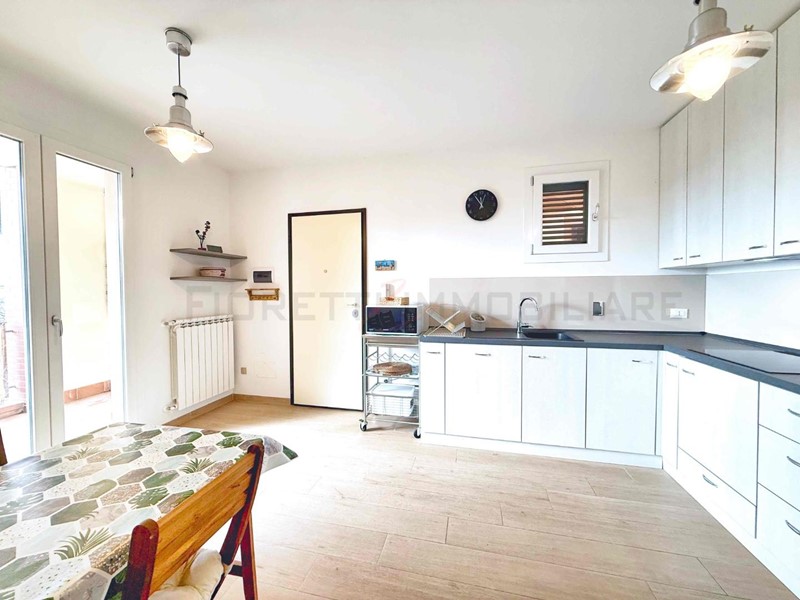 Trilocale in Vendita a Piombino, zona Riotorto, 247'000&euro;, 58 m², arredato, con Box