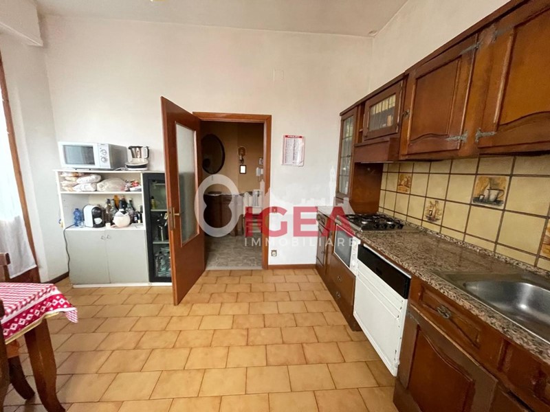 Quadrilocale in Vendita a Monteriggioni, zona Belverde, 237'000&euro;, 96 m², con Box