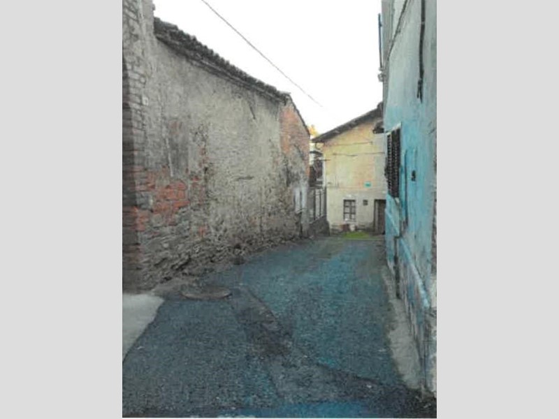Appartamento in Vendita a Strevi, 51'000&euro;, 204 m²