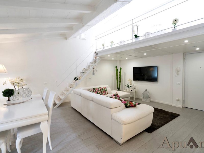 Quadrilocale in Vendita a Massa, 280'000&euro;, 100 m², arredato