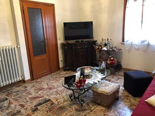 Appartamento in Vendita a Ponsacco, zona Val di Cava, 190'000&euro;, 120 m², arredato